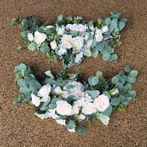 Sweetheart Table - Elegant Cream and Green Floral Arrangement